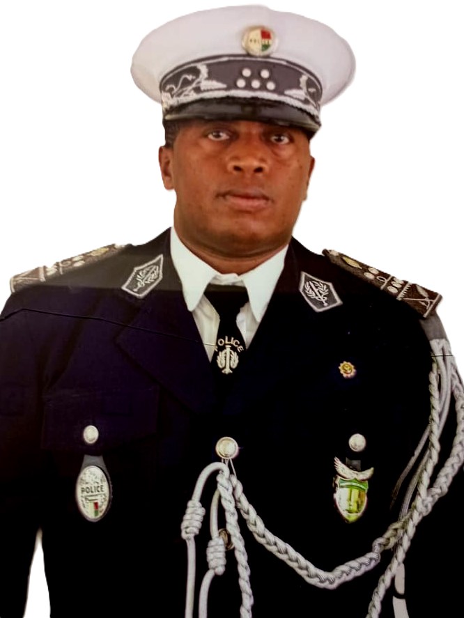 Commissaire Principal de Police, TAFENO ROLY Ezah Vivonys