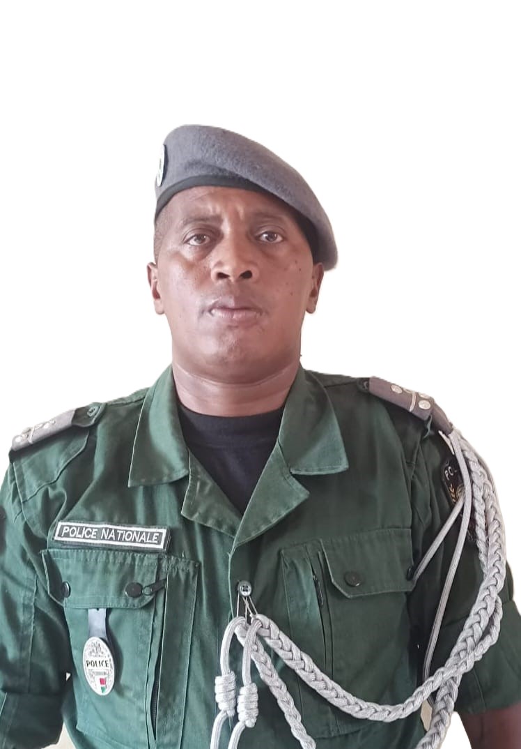 Commissaire Principal de Police, TAFENO ROLY Ezah Vivonys
