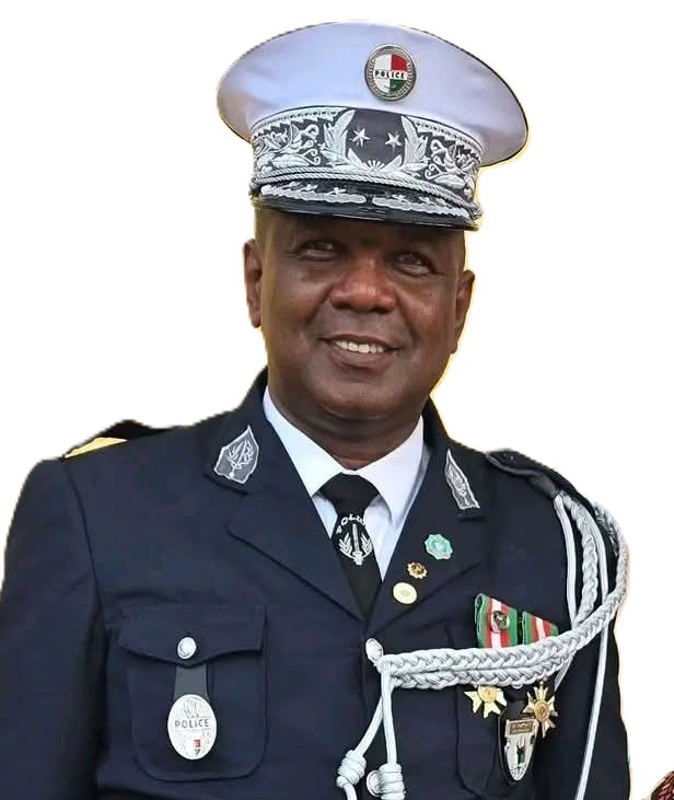 Commissaire Divisionnaire de Police,SAMY HARISON Olivier